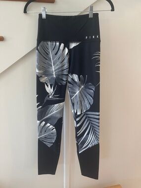 PINK Victoria's Secret Ultimate Palm Tree Tropical High Waist Ankle Leggings XS
